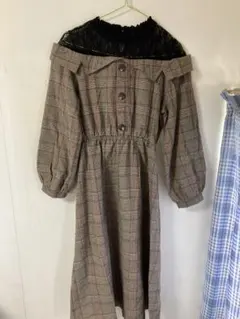 Item thumbnail for item 4267c860-8dd7-43aa-b262-3f894ee9b29c