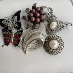 ヴィンテージ風ブローチ6点セット