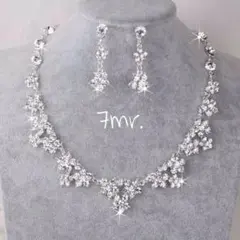 新品❀2点セット　ネックレス⸝⋆イヤリングorピアス