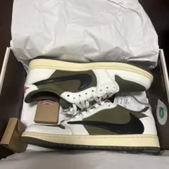 Travis Scott × Nike Jordan 1 Low Oliveのサムネイル