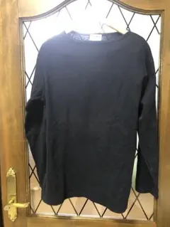 BEAMSの長袖Tシャツ