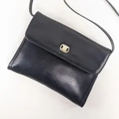 セリーヌ　ショルダーバッグ　ポシェット　トリオンフ　クラッチバッグ　レザー