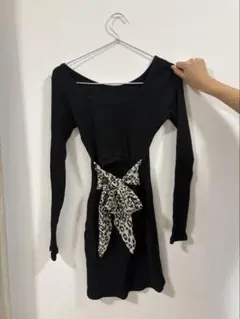 ブラックミニワンピース レオパードリボン付き