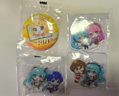 初音ミク　巡音ルカ　MEIKO　KAITO　鏡音リン　アクキー　缶バッチ