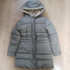 ダウンコート　フード付き　カーキ色　サイズ11-12（152cm）　ZARA