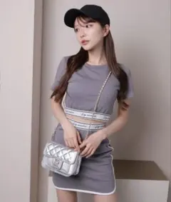 リップサービス　バイカラーロゴスウェットセットアップ