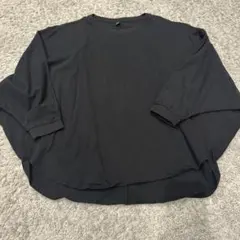 UNIQLO 黒　カットソー