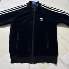 adidasトラックジャケット ベロア生地のサムネイル
