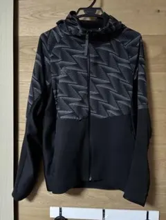 adidas 幾何学模様 フード付きパーカー