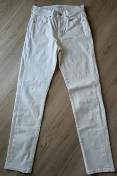 【UNIQLO】ホワイト スキニーデニムパンツ　24㌅61センチ