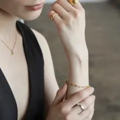 WOJE(ヲジェ) シルバーバングル　Horn (SV925) WOJE(ヲジェ) シルバーバングル Horn (SV925) - メルカリ