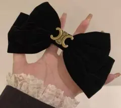Cartier 黒 ベロア リボンヘアピン