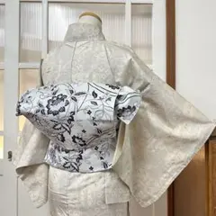 名古屋帯　本場筑前博多　正絹 唐花模様織り出し黒×白×紫水晶色　382×30.5