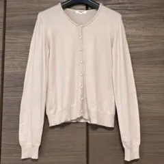 ナチュラルビューティーベーシック　パールビジュー付きカーディガン