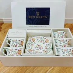 ロイヤルドルトン　新品未使用 ミントンハドンホールベースL 希少サイズ ロイヤルドルトン 新品未使用 ミントンハドンホールベースL 希少