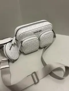 新品！MICHAEL KORS ショルダーバッグ ホワイト