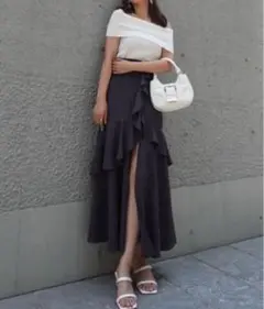 rienda フリルスリットハイウエストスカートショートパンツ