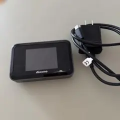 NTT docomo Wi-Fi STATION HW-01H 本体 充電器のサムネイル
