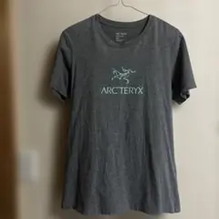 アークテリクス　レディースTシャツ　グレーのサムネイル