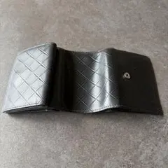 ボッテガ.べネタ ブラック三つ折り財布