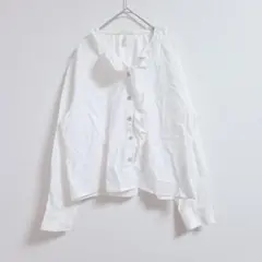 エイチアンドエム フリル付き ホワイトシャツ S ボタン 長袖