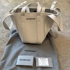 BALENCIAGA EVERYDAY ショルダートートバッグのサムネイル