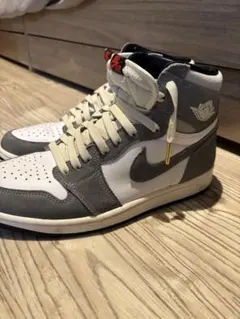 エアジョーダン1 ハイ ブラック&スモークグレー