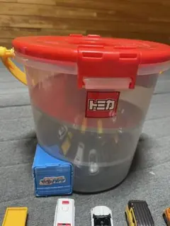 トミカ ミニカーセット 15台 バケツ型収納