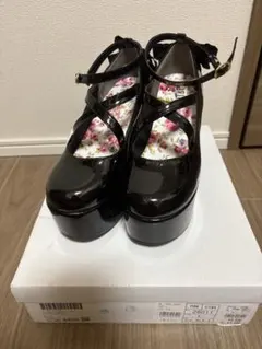 cs T&P ハートビジュ付フリルリボンパンプス