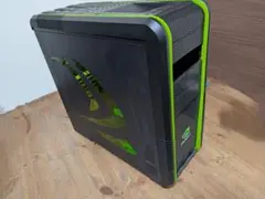 値下げ★NVIDIA PCケース ATX対応 グリーンアクセント ファン付きのサムネイル