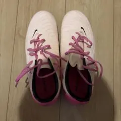 Nike Phantom サッカーシューズ ピンク/ホワイト