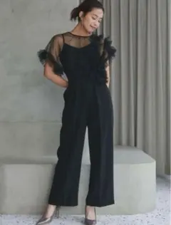 黒 フリル付きシースルージャンプスーツ