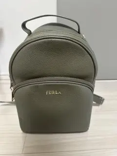 FURLA オリーブグリーン ラウンド型リュック