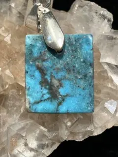 ターコイズ イラン産 ペンダントトップ 天然石 パワーストーン 旅の安全を守る