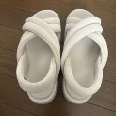 NIKE サンダル ホワイトのサムネイル