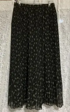 earth ロング　スカート　小花柄
