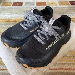 ニューバランスFreshFoam MoreTrail V3