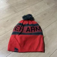 アンダーアーマー ニット帽 ポンポン付き