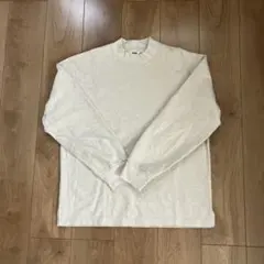 【値下❗️】美品　ユニクロＵブラッシュドジャージーモックネックL ベージュのサムネイル
