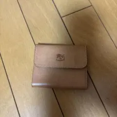 IL BISONTE 本革 三つ折り財布 ベージュ　　自宅保管未使用品