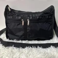 【良品】LeSportsac レスポートサック デラックスエブリデイバッグのサムネイル