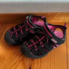 Coleman キッズサンダル 17.0 黒/ピンク