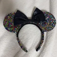 ディズニー カチューシャ スパンコール レインボー