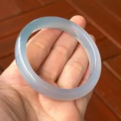 53.8ｍｍ　天然瑪瑙　スカイブルーグラデーション　バングル