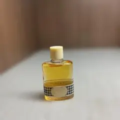 Dior テ カシミア 香水 ミニボトル 7.5ml 箱付き（箱に汚れあり