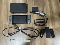 Nintendo Switch本体+ ジョイコン +周辺機器セットSDカード付き