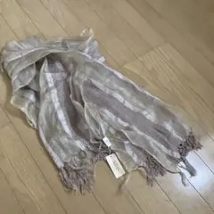 新品未使用　シルク混　ストール　シルバー