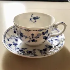 新品　HOYA 青と白の花柄 ティーカップとソーサー　1客　日本製