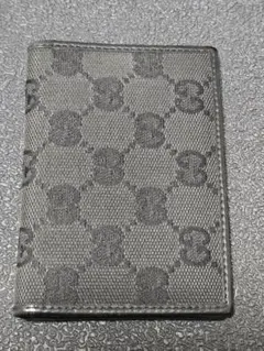 GUCCI　グッチ　定期入れ　パスケース　ブラック