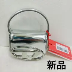【新品現行品】DIESEL ディーゼル 1DR XS ミニバッグ シルバーのサムネイル
